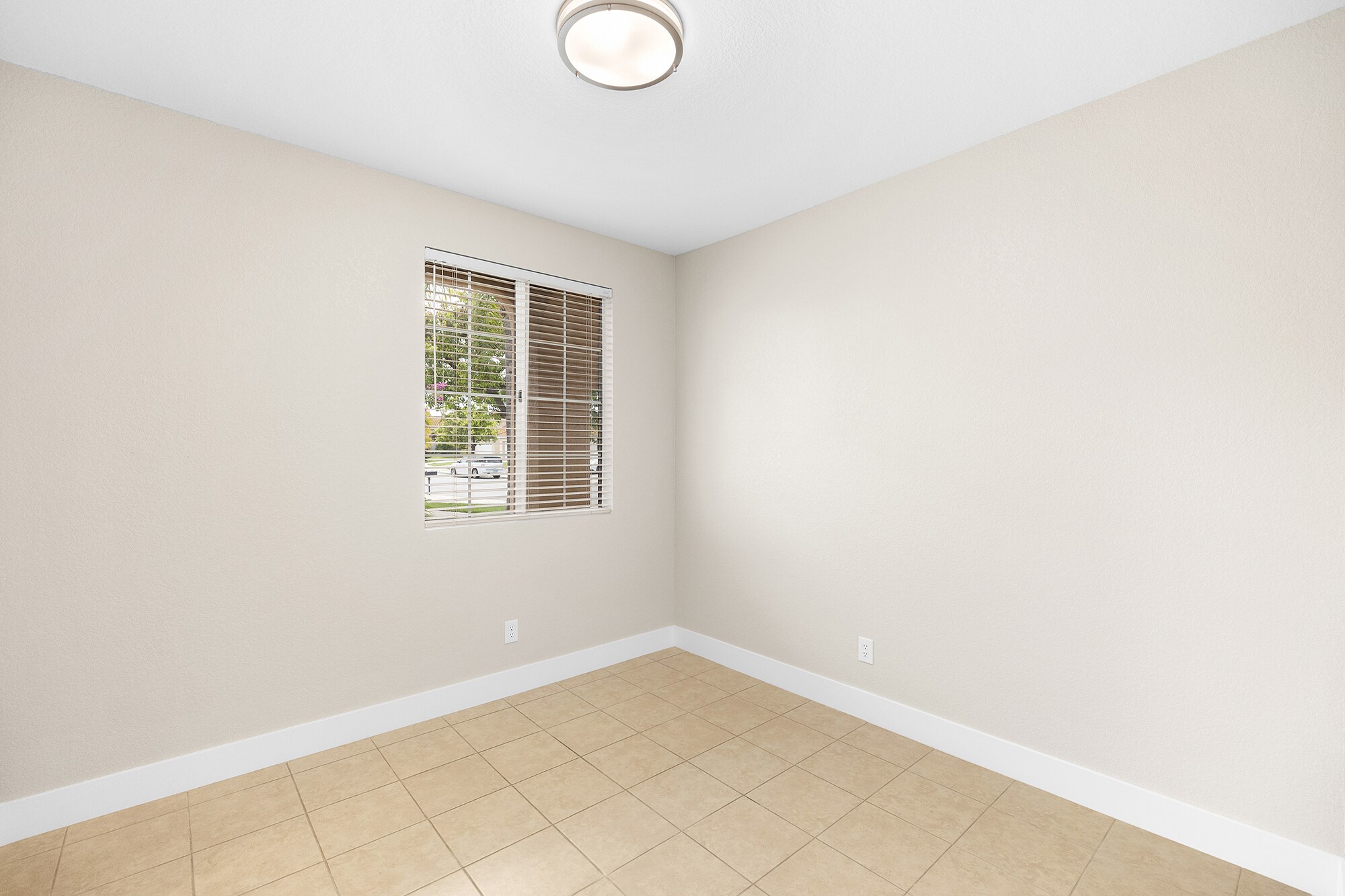 Building Photo - 40152 Valeriana Ct