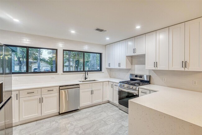 Building Photo - 13126 Mill Stone Dr