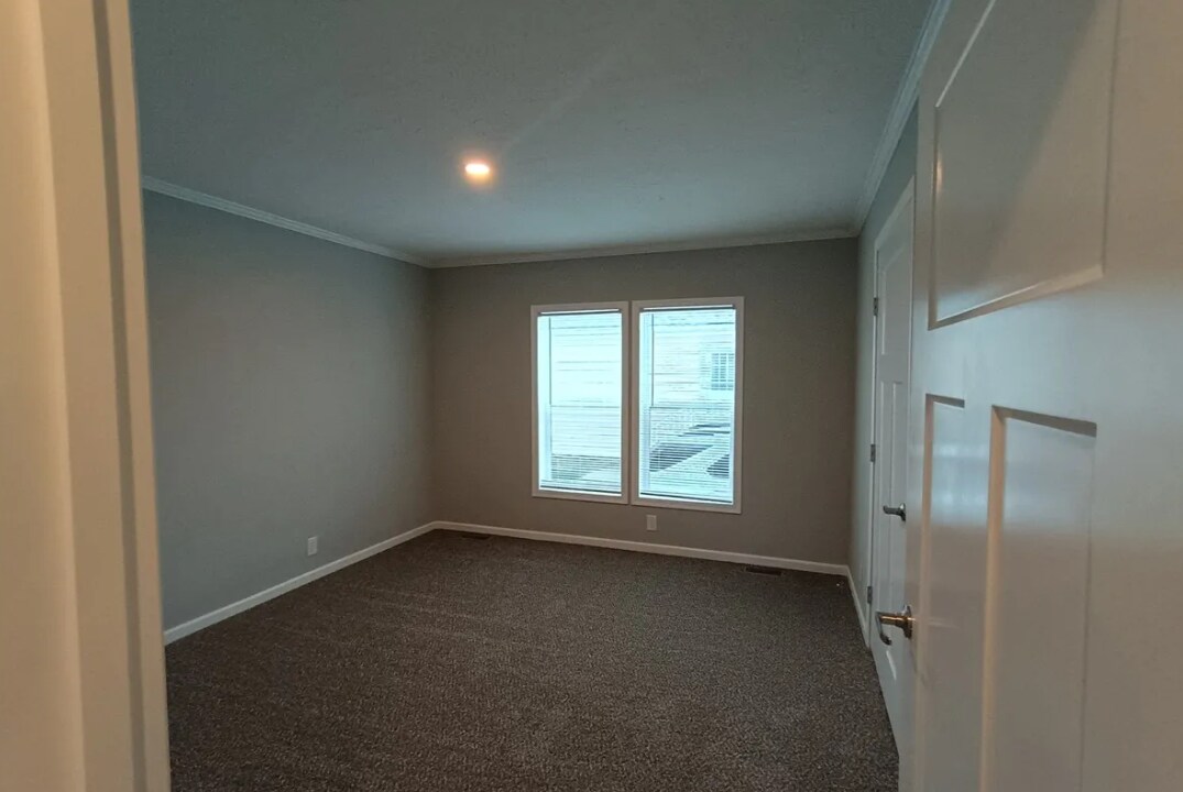 Building Photo - 37452 Grain View Ln