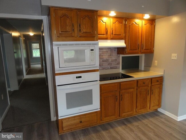 Building Photo - 13230 White Rock Rd