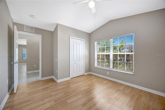 Building Photo - 30435 Annadale Dr