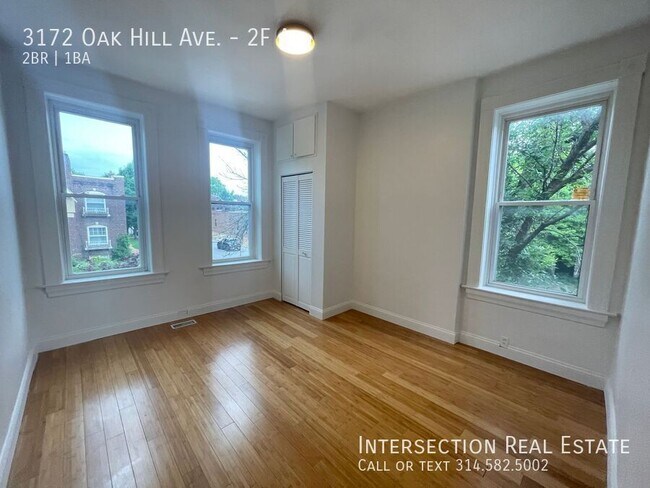 Building Photo - 3172 Oak Hill Ave