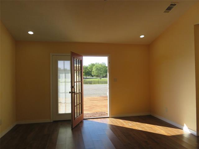 Building Photo - 3714 Deaver Rd