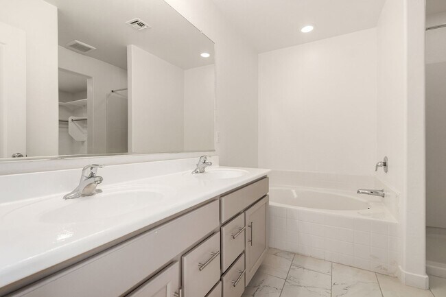 Building Photo - One Of A Kind Home For Rent In Buckeye!