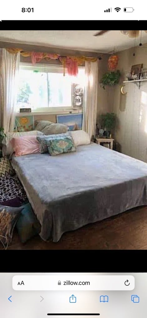 Building Photo - 1054 E Salt Lake St