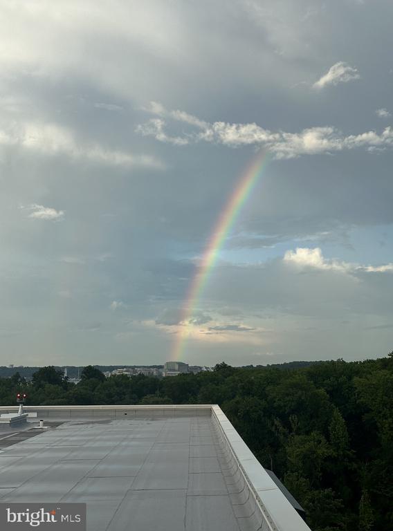 Building Photo - 6621 Wakefield Dr