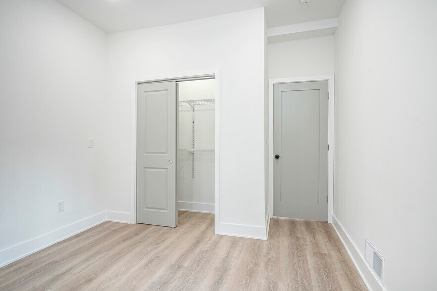 Building Photo - 1822 S 20th St