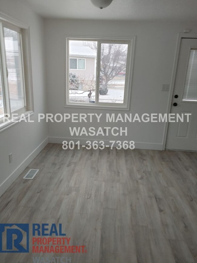 Building Photo - Take a Look at This 4 Bedroom 2 Bathroom Home in West Jordan UT!!