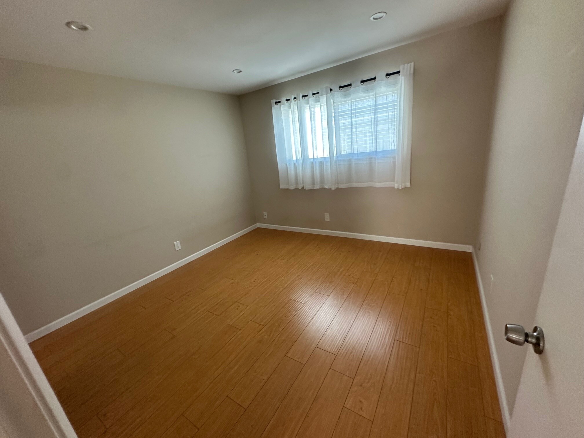 Building Photo - 994 Westlynn Way