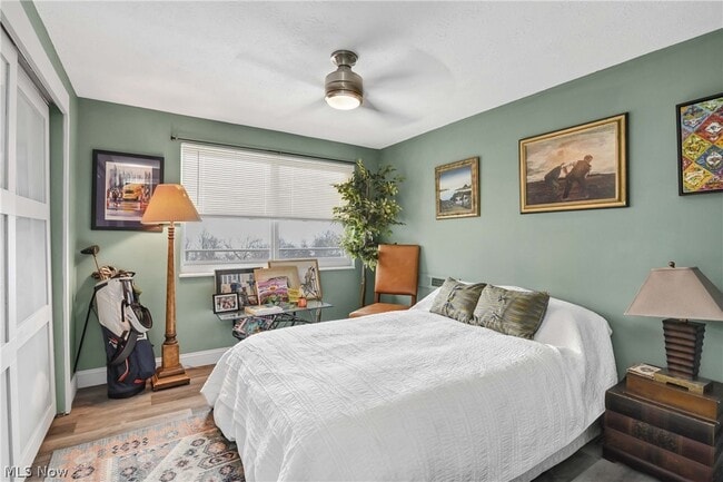 Building Photo - 10301 Lake Ave