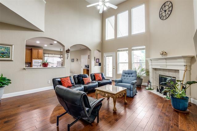 Building Photo - 14823 Blakehill Dr