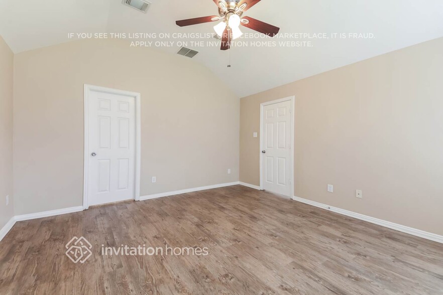 Building Photo - 713 San Antonio Trail