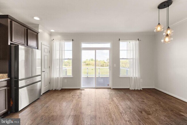 Building Photo - 111 Rotunda Dr