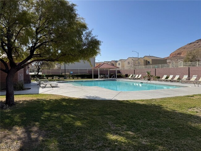 Building Photo - 9208 Nerone Ave