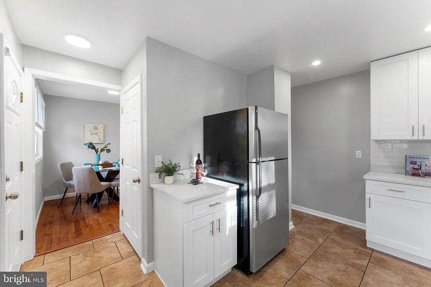 Building Photo - 2711 Edfeldt Dr