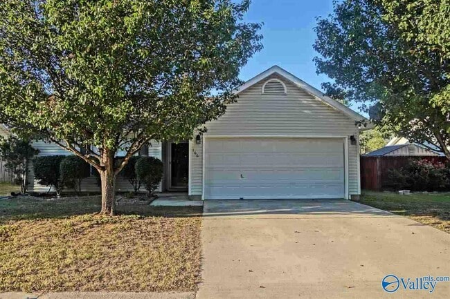 Primary Photo - 166 Sandy Hollow Dr NW