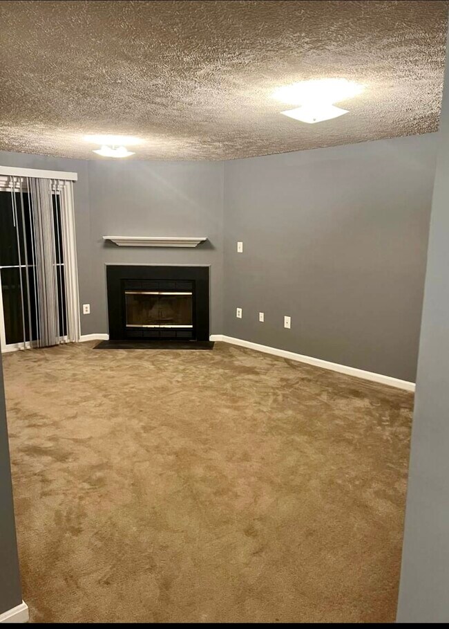 Building Photo - 15472 Windsong Ln