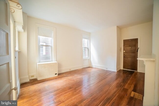 Building Photo - 2314 Spruce St