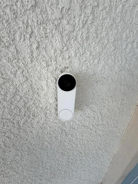 Building Photo - 3845 Blue Vale Dr