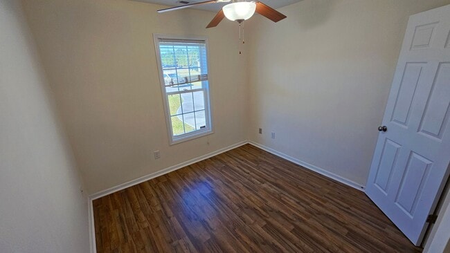 Building Photo - 3 BR 2 BA Liberty Hills