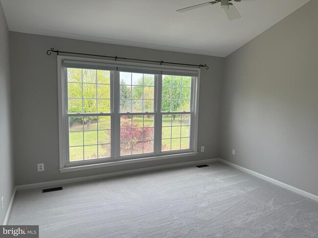 Building Photo - 918 Catoctin Cir NE