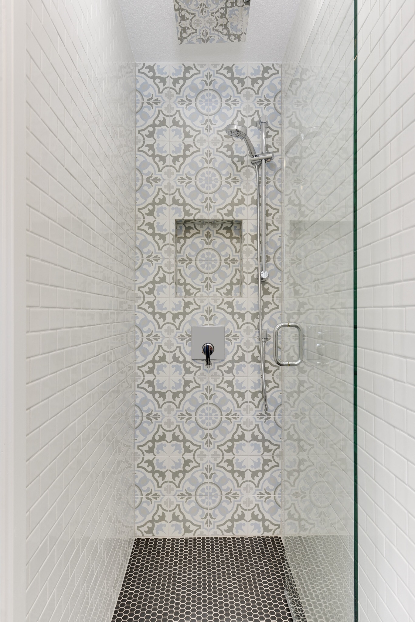 Building Photo - 1943 Regent Ave N