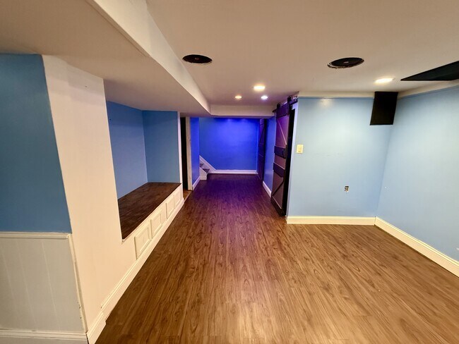 Building Photo - 52678 Pappy Ln