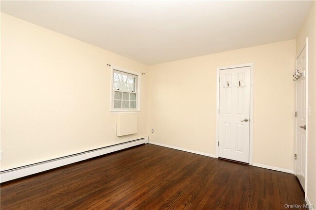 Building Photo - 158 Dykeman Rd