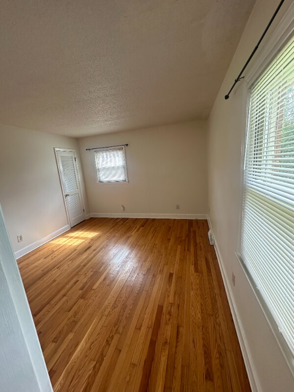 Building Photo - 6512 Springfield Dr