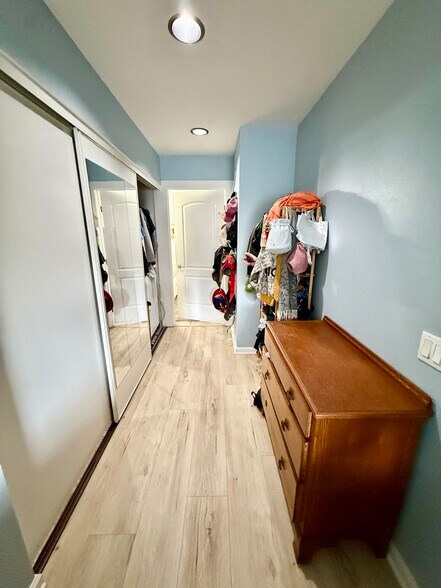 Building Photo - 32221 Alipaz St