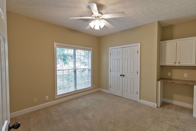 Building Photo - Home for Rent in Magnolia Estates