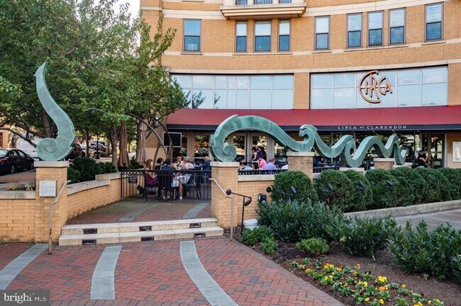 Building Photo - 4501 Arlington Blvd