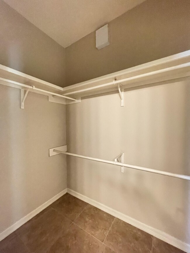 Building Photo - 2815 Mimosa St