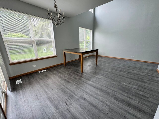 Building Photo - 2209 Sunrise Cir