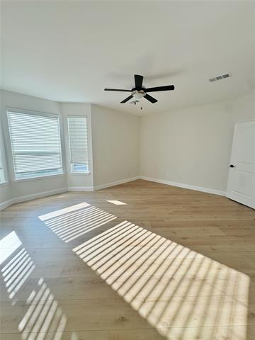 Building Photo - 8339 Davis Dr