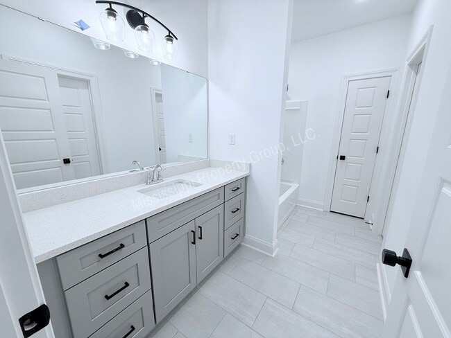 Building Photo - 4BR/4.5BA For Rent