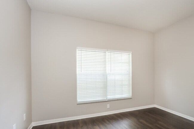 Building Photo - 712 Parsons Pointe St