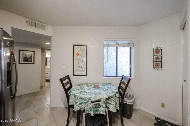 Building Photo - 9430 E Mission Ln