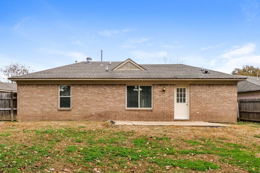 Building Photo - 9923 Adina Cove