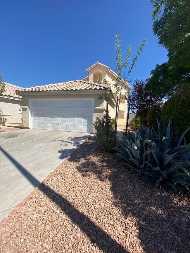 Building Photo - AMERICANA Property Mgmt - Remodeled 2 story 3 beds house in Desert Pines