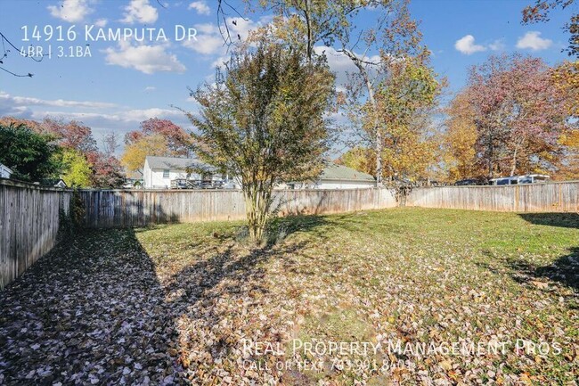 Building Photo - Qualify for a Zero Deposit? Large Fenced Rear