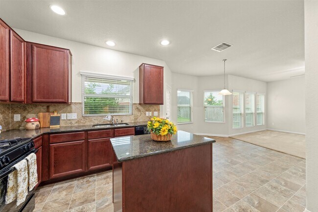 Building Photo - 15010 Calico Heights Ln