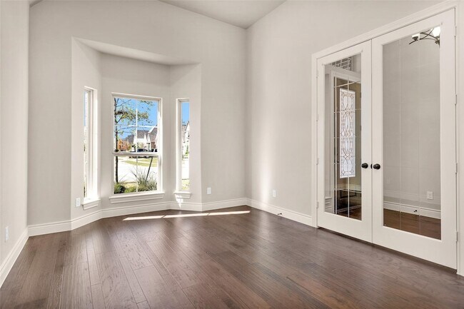 Building Photo - 17339 Camillia Trails