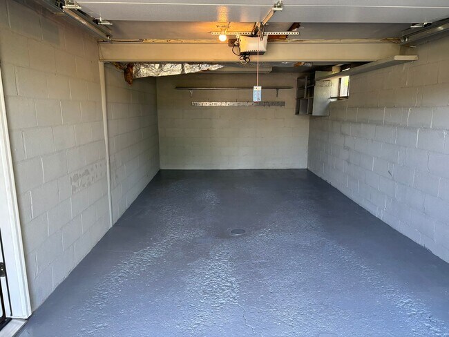 Building Photo - Baldwin - 3 BR Single Family House, Newly Remodeled