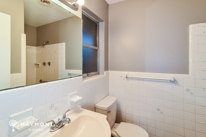 Building Photo - 311 Sterling Dr