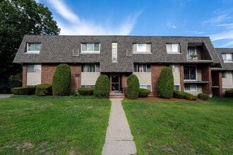 Building Photo - 68 Summer Ave