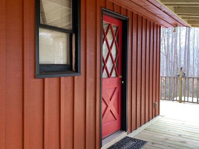 Building Photo - Blairsville Rental - Open House Sat. March...