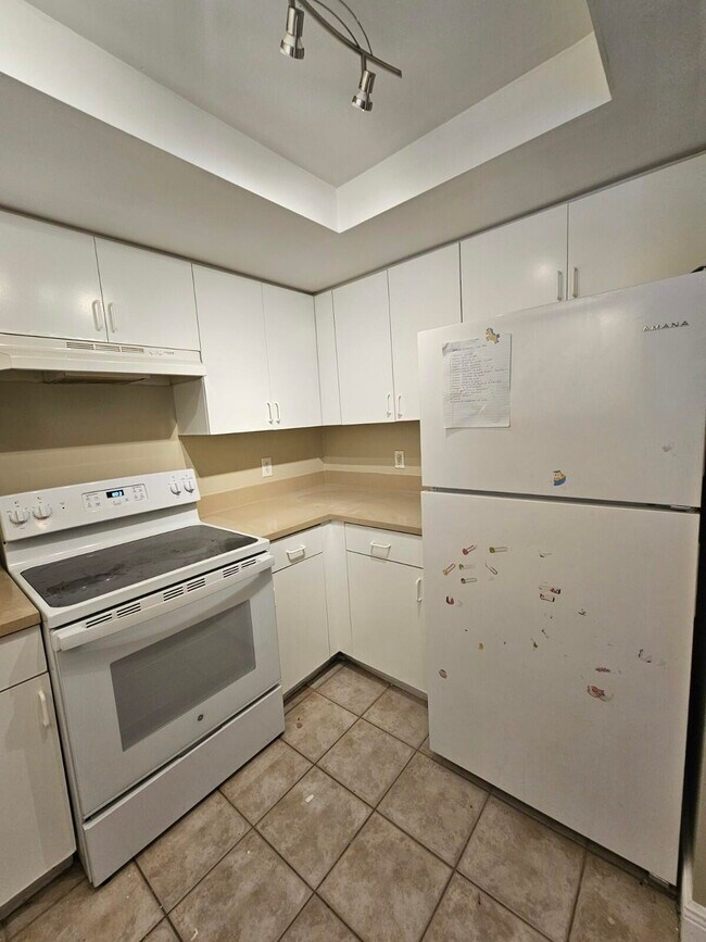 Building Photo - 4177 N Haverhill Rd