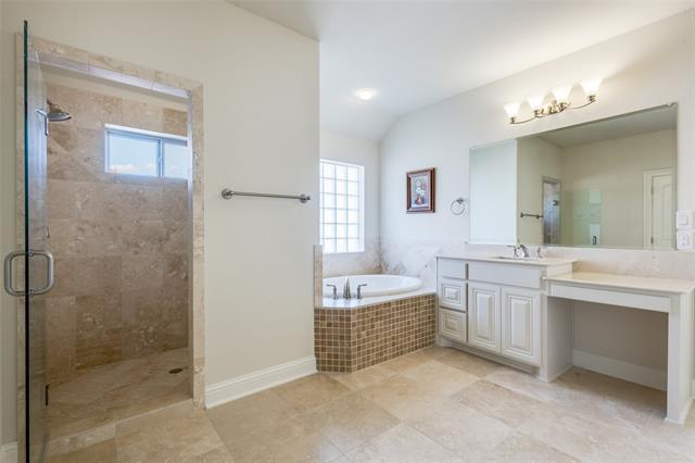 Building Photo - 1407 Bridle Blvd