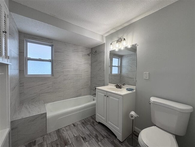 Building Photo - 3445 Sarto Ln